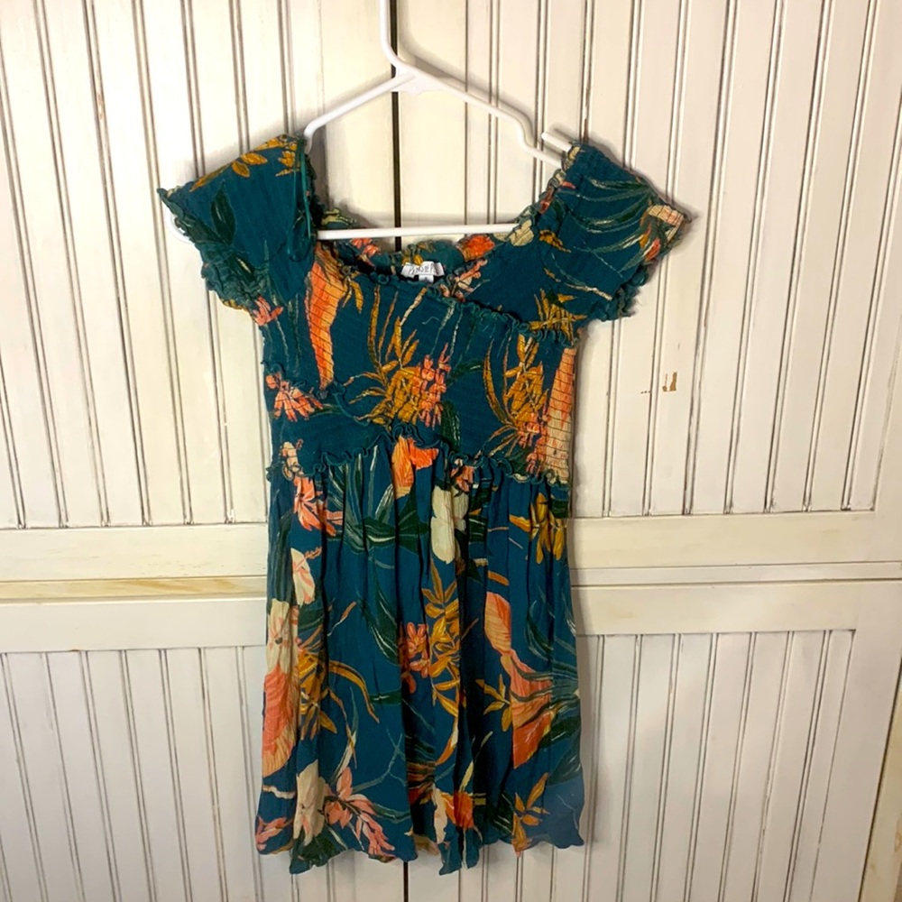 green plant dress